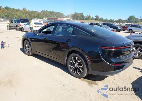 2024 Toyota Crown Xle z USA, uszkodzony, nr VIN JTDAAAAF3R3028252